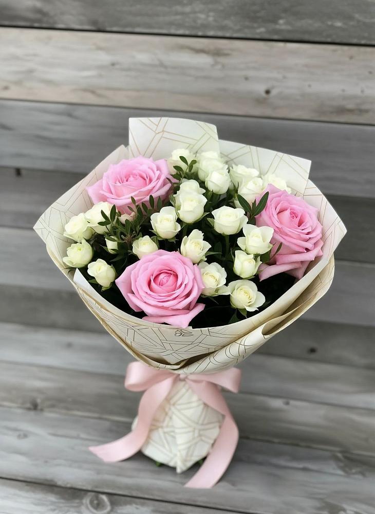 Букет цветов из: Розы в Нерюнгри