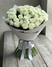 Букет 35 Белых роз в Нерюнгри