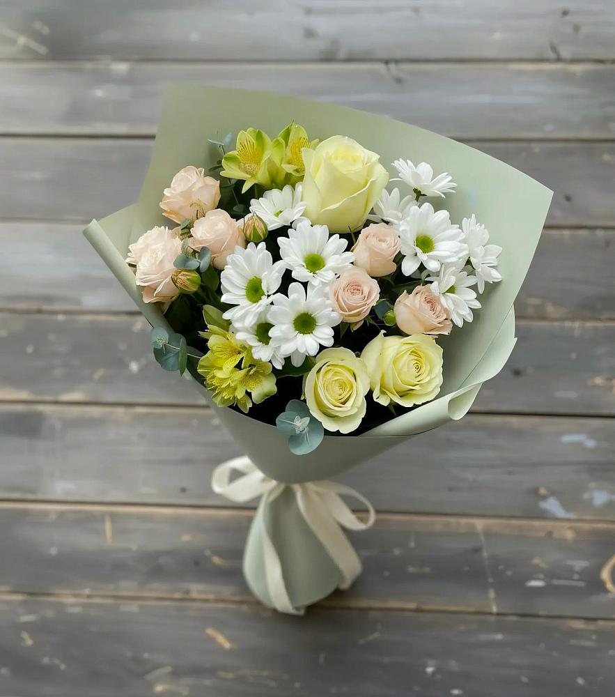 Букет цветов из: Альстромерии, Розы и Хризантемы в Нерюнгри