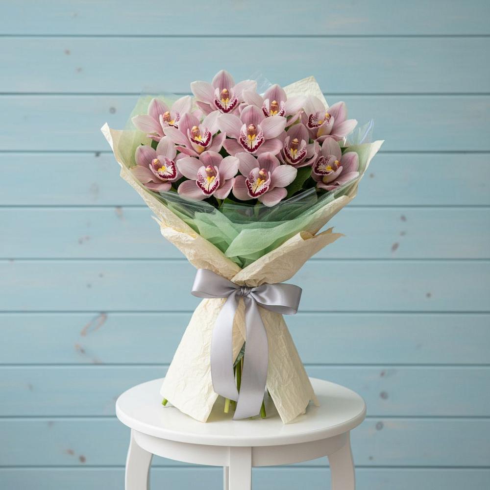 Букет цветов из: Орхидеи и Розы в Нерюнгри