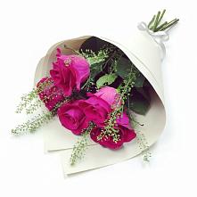 Букет цветов из:  Розы в Нерюнгри