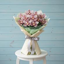 Букет цветов из:  Орхидеи и Розы в Нерюнгри