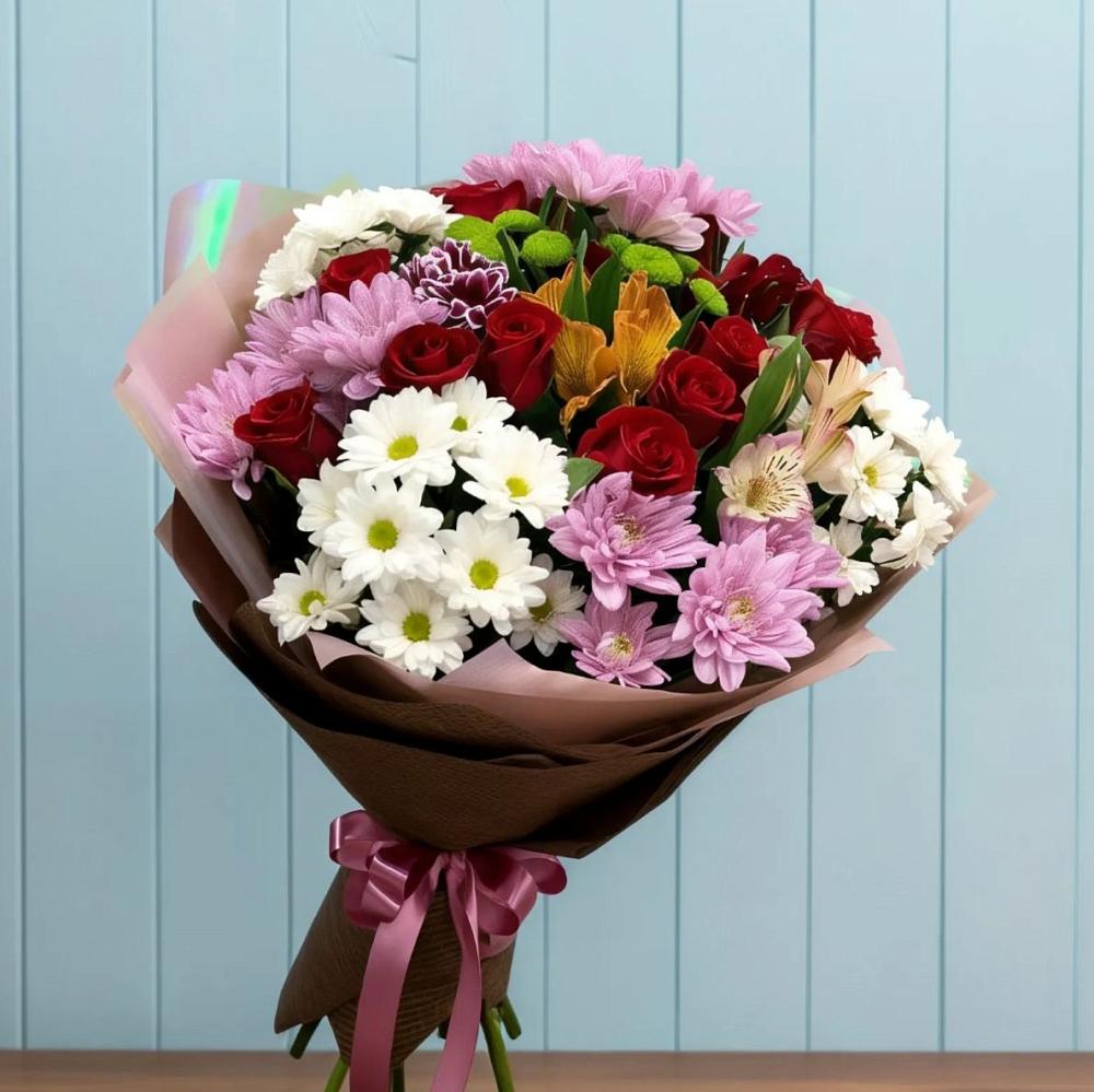 Букет цветов из: Розы, Хризантемы и Альстромерии в Нерюнгри
