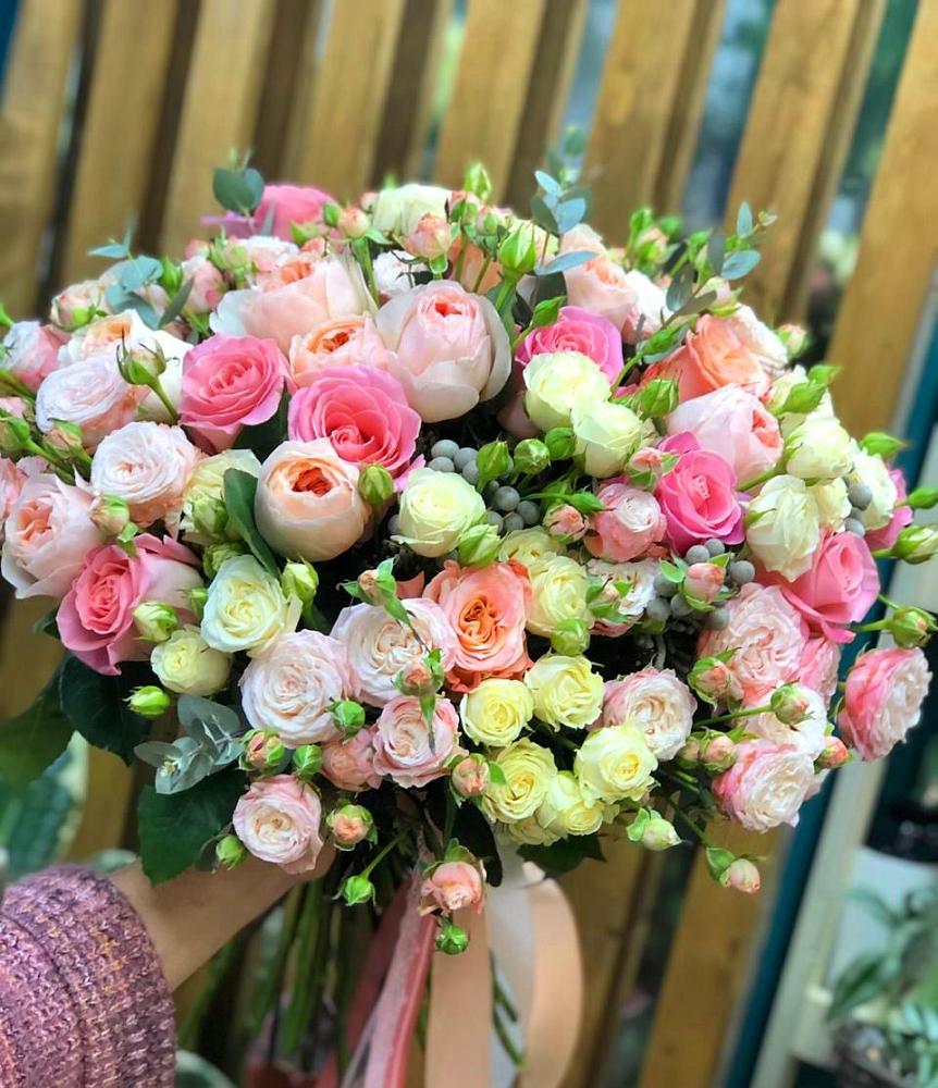 Букет цветов из: Розы в Нерюнгри