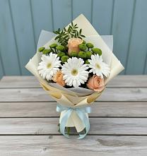 Букет цветов из:  Герберы, Розы и Хризантемы в Нерюнгри