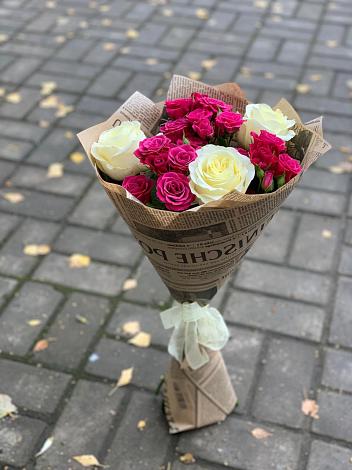 Букет цветов из: Розы в Нерюнгри